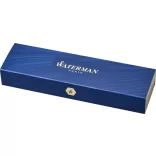 10708700-Pix-Graduate-Allure