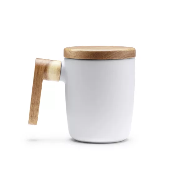 TZ1130-Cana-din-ceramica-mata-cu-capac-si-maner-din-bambus-este-o-alegere-eleganta-si-functionala-pentru-a-va-bucura-de-bauturile-preferate-LOVET-ALB