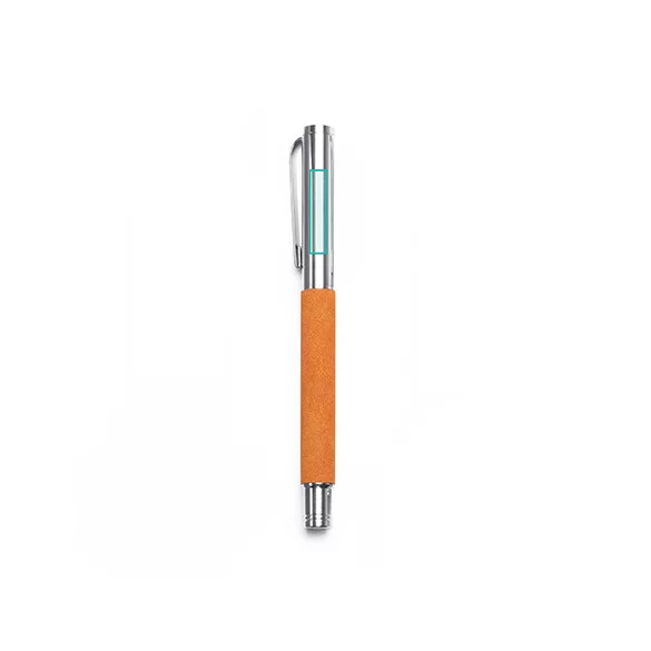 BL1321-Set-de-pixuri-cu-bila-si-tip-roller-cu-structura-principala-din-piele-reciclata-mecanism-de-rasucire-si-detalii-metalice-TOMBOL-NATURAL