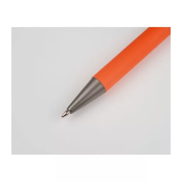 1517810-Pix-din-aluminiu-reciclat-cu-buton-din-bambus