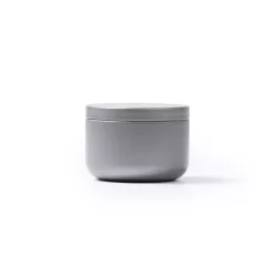 VL1529-Lumanarea-parfumata-vine-intr-un-recipient-metalic-rotund-elegant-GENTO-ARGINTIU