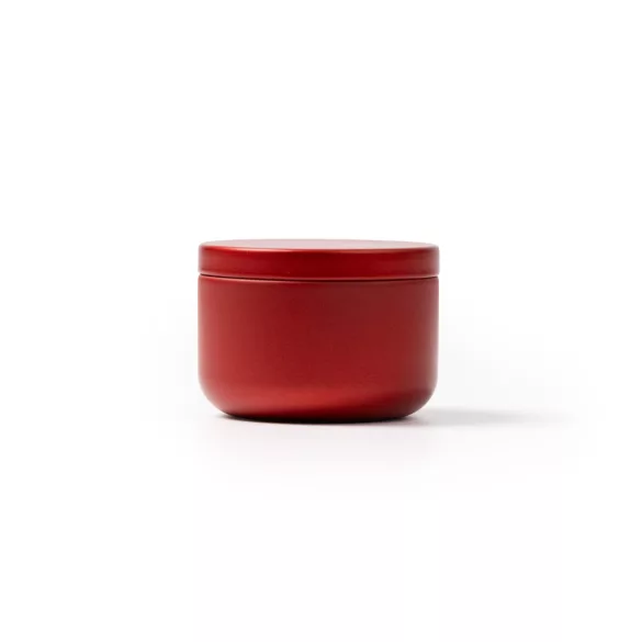 VL1529-Lumanarea-parfumata-vine-intr-un-recipient-metalic-rotund-elegant-GENTO-ROSU