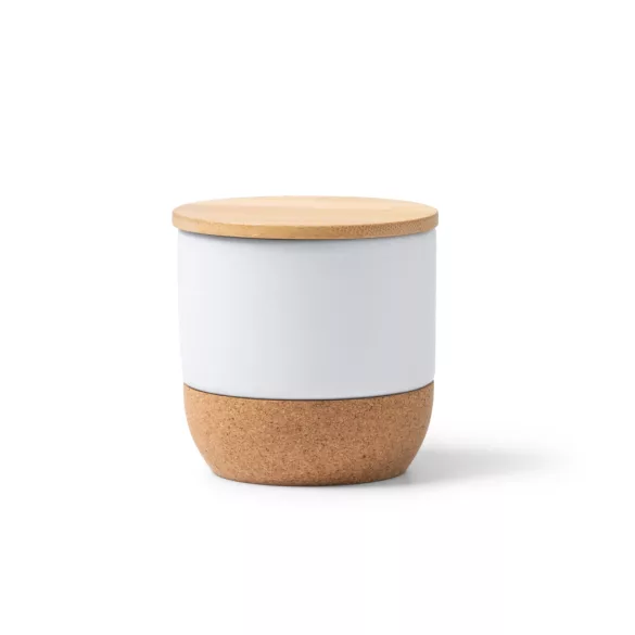 VL1569-Lumanarea-parfumata-este-continuta-intr-un-recipient-ceramic-cu-baza-din-pluta-si-capac-din-bambus-SILKEN-NATURAL