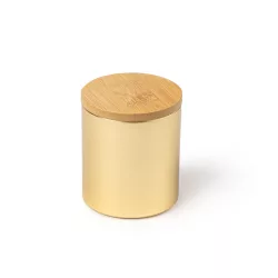 VL1597-Lumanarea-parfumata-este-continuta-intr-un-recipient-elegant-din-aluminiu-cu-finisaj-metalic-si-capac-din-bambus-MARIS-AURIU
