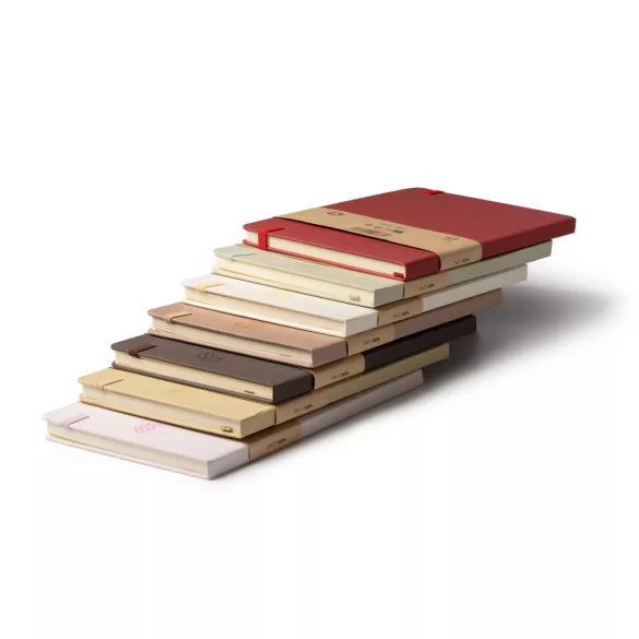 NB1604-Caiet-de-notite-format-A5-cu-coperta-tare-realizat-din-resturi-de-fructe-FRUTI-Migdala