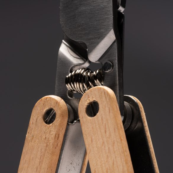 TO1628-Instrumente-multifunctionale-din-otel-inoxidabil-si-maner-din-bambus-FELOS-NATURAL