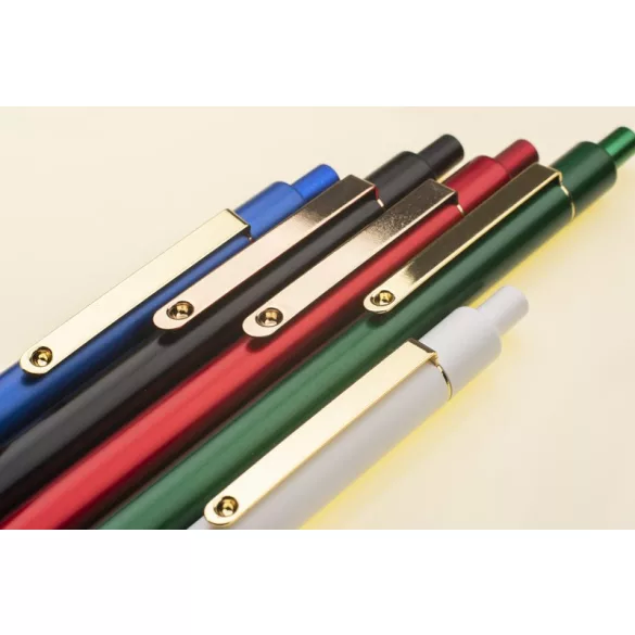 19695-05-Pix-ELON