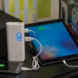 2051806-powerbank-de-10-000mah