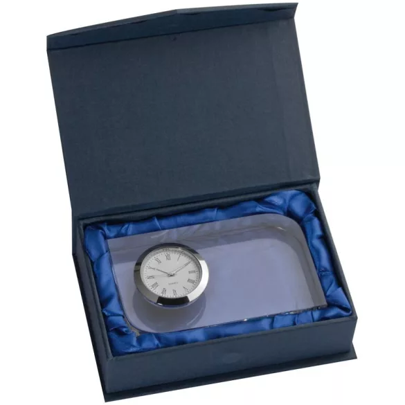 2750366-decoratiune-eleganta-de-birou