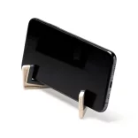 SO3057-Suport-pliabil-pentru-telefoane-mobile-din-fibra-de-grau-cu-margini-superioare-antiderapante-BAWEN-NATURAL