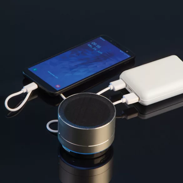 3118406-Powerbank-de-10-000-mAh