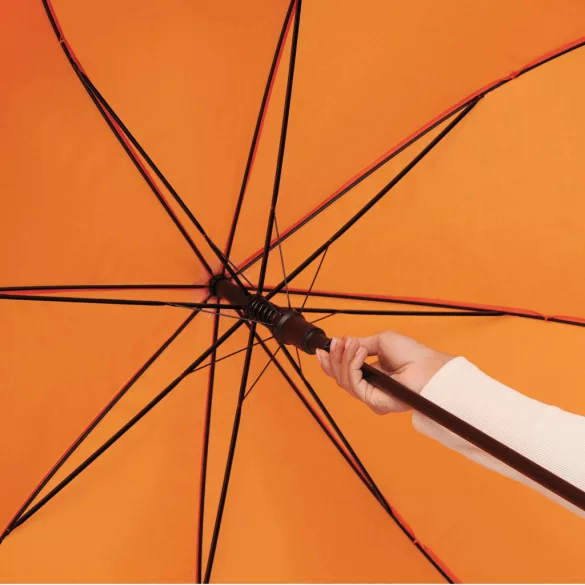 56-0104196-Umbrela-golf-automata-Subway-cu-ax-negru-din-metal