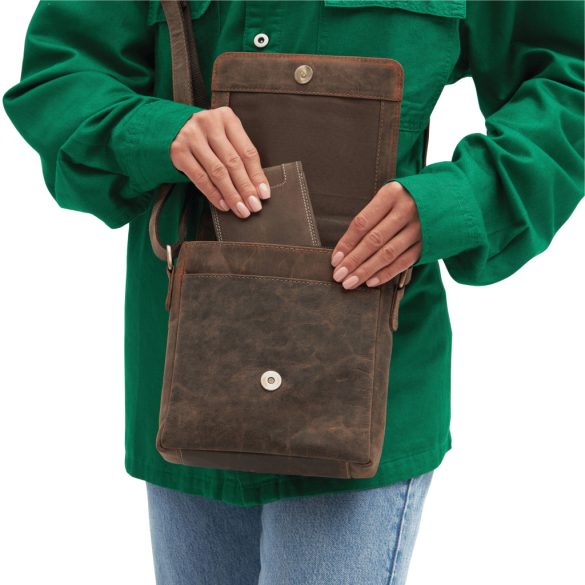 56-0404471-Geanta-din-piele-WILDERNESS