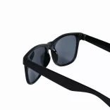 56-0603052-Ochelari-de-soare-Stylish-cu-sticla-de-culoare-inchisa
