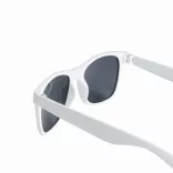 56-0603053-Ochelari-de-soare-Stylish-cu-sticla-de-culoare-inchisa