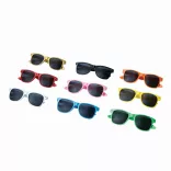56-0603056-Ochelari-de-soare-Stylish-cu-sticla-de-culoare-inchisa