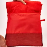 BK5622-Patura-din-fleece-de-200-gr-cu-husa-de-aceeasi-culoare-BERING-ROSU