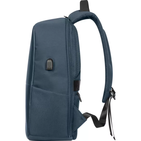 6129944-Rucsac-cu-port-USB