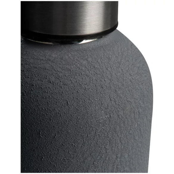 6151907-Recipient-de-baut