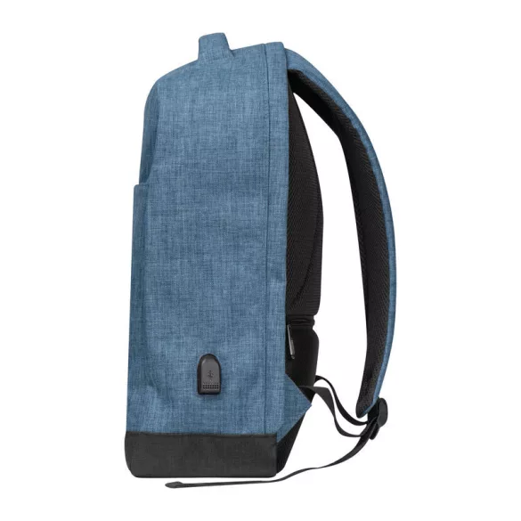 6358904-Rucsac-pentru-laptop-cu-iesire-USB