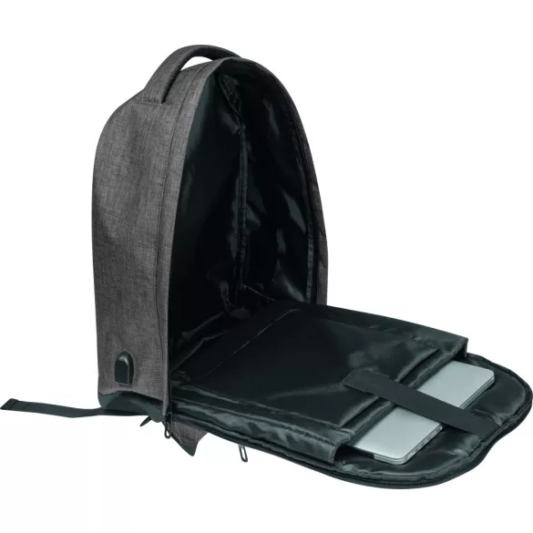 6358977-Rucsac-pentru-laptop-cu-iesire-USB