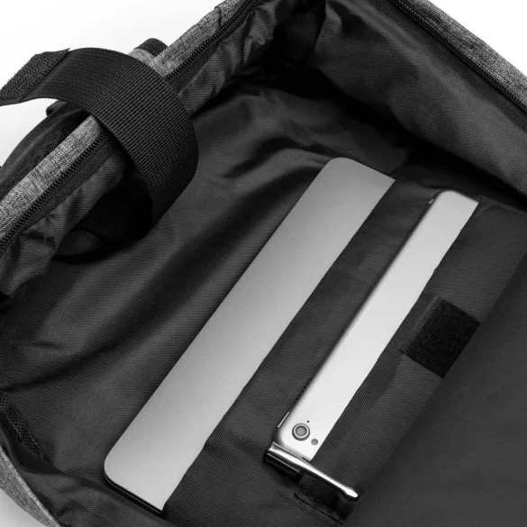 MO7176-Rucsac-din-poliester-600D-RPET-cu-design-negru-SIDNEY-GRI-MELANJ