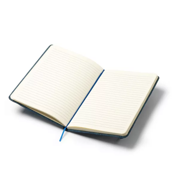 NB7979-Agenda-format-A5-cu-coperti-dure-din-polietilen-tereftalat-PET-SOYER-ROSU-MELANJ