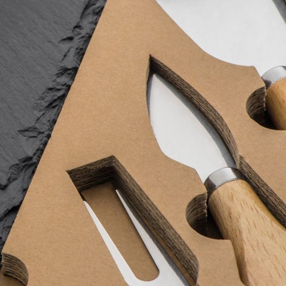 8019077-set-pentru-cascaval