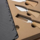 8019077-set-pentru-cascaval