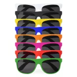 SG8103-Ochelari-de-soare-cu-rama-confortabila-in-design-clasic-si-finisaj-mat-cu-lentile-cu-protectie-UV400-ARIEL-ROSU