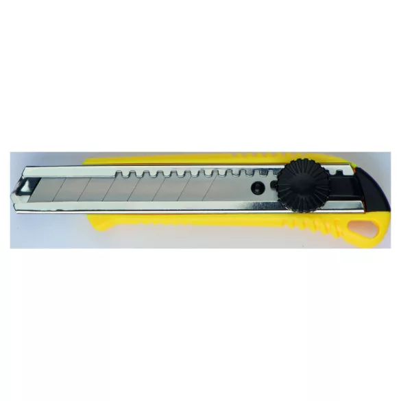 8209508-Cutter