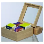 8229613-Cutie-din-bambus-pentru-ceai