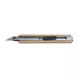 8474813-Cutter-cu-invelis-bambus