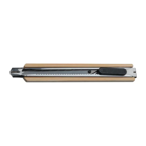 8474813-Cutter-cu-invelis-bambus