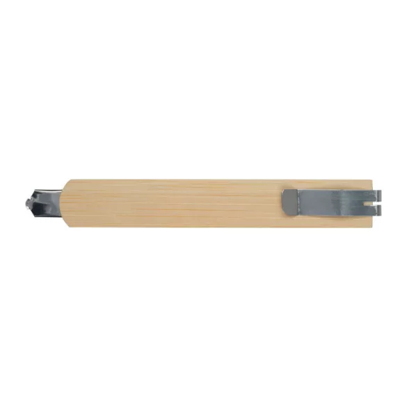8474813-Cutter-cu-invelis-bambus