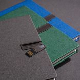 AG-USB-07-UNIKA-Agenda-USB-nedatata-16x22-cm