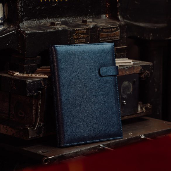 Agenda-datata-zilnic-Country-2023-16-x-22-cm-albastru-perlat