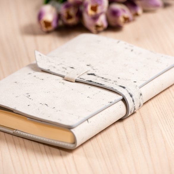 Agenda-datata-zilnic-Mirror-2026-16-x-22-cm-alb