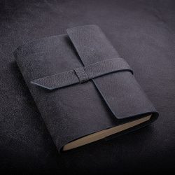 Agenda-datata-zilnic-Mirror-2026-16-x-22-cm-gri