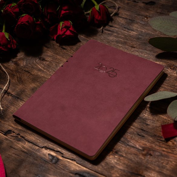 AG_NUBUK_NED_BORDO_UNIKA-Agenda-nedatata-NUBUK-16-x-22-cm-visiniu