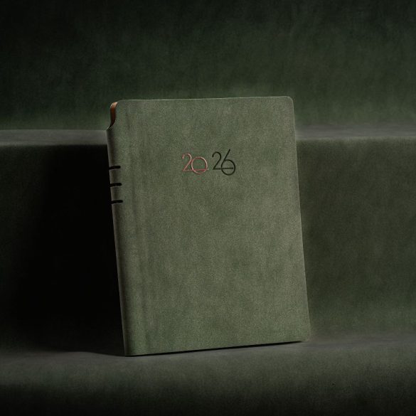 AG_NUBUK_NED_VERDE_UNIKA-Agenda-nedatata-NUBUK-16-x-22-cm-verde