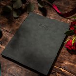 AG_NUBUK_NED_VERDE_UNIKA-Agenda-nedatata-NUBUK-16-x-22-cm-verde