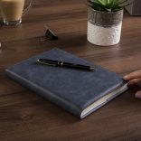 Agenda Noah datata zilnic - 16 x 22 cm - [gri]