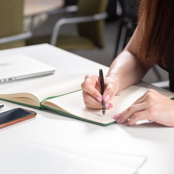 AG-Sette-02-UNIKA-Agenda-Sette-datata-saptamanal-21x26-cm