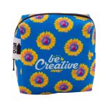 AP716591-10-Geanta-de-cosmetice-facuta-la-comanda-CreaBeauty-Square-S