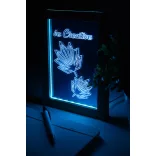 AP716910-Trofeu-cu-lumina-LED-Woodiframe