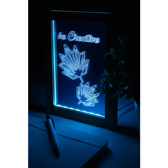 AP716910-Trofeu-cu-lumina-LED-Woodiframe