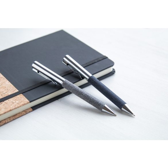 AP800498-77-Pix-Teppet