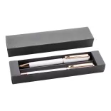 AP808180-01-Set-pix-Rossy