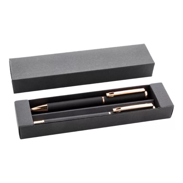 AP808180-10-Set-pix-Rossy